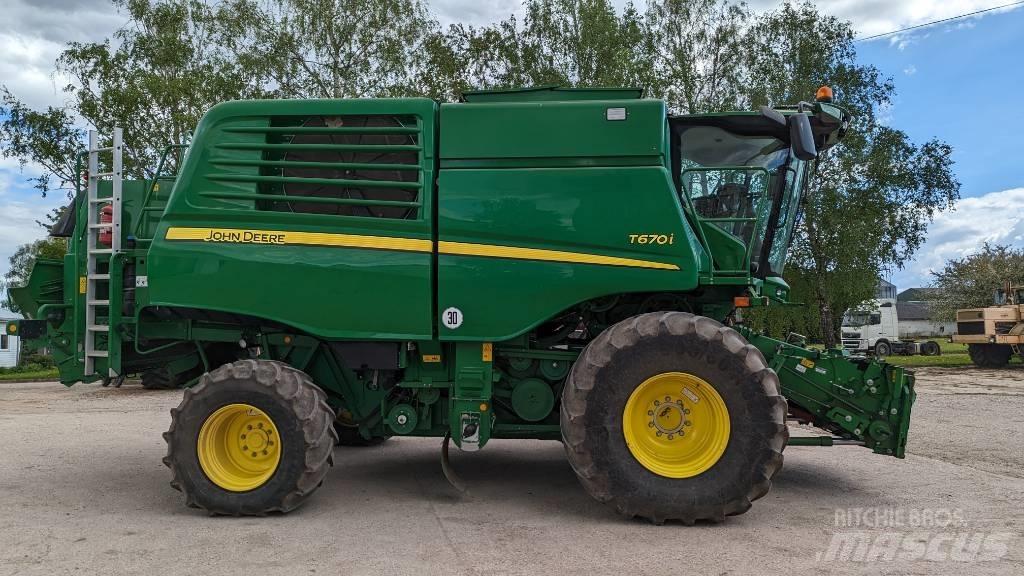 John Deere T 670 i Skördetröskor