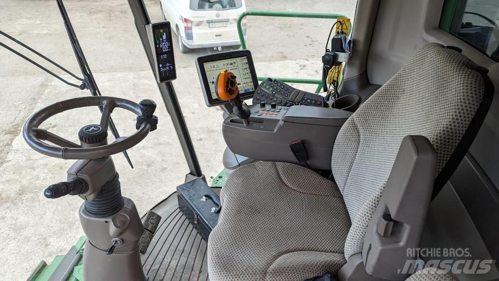 John Deere T 670 i Skördetröskor