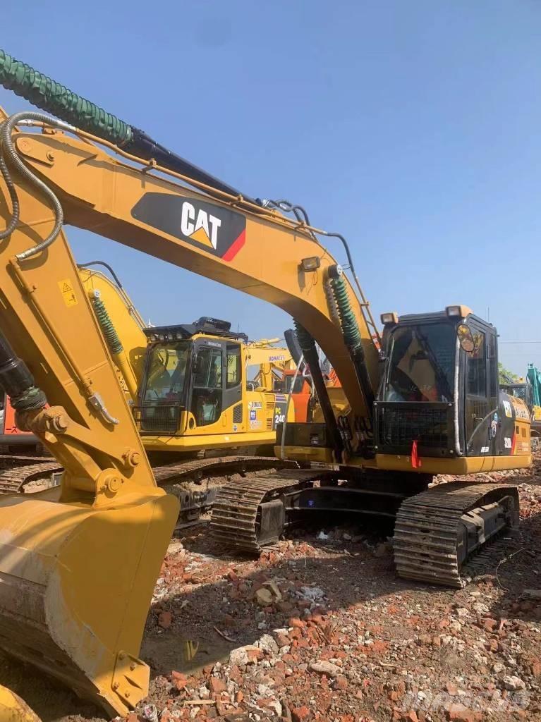 CAT 320 D L Bandgrävare
