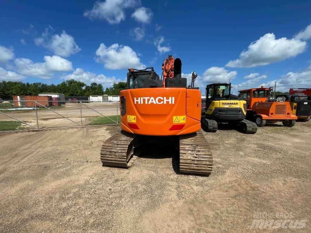 Hitachi ZX 135 US-6 Bandgrävare