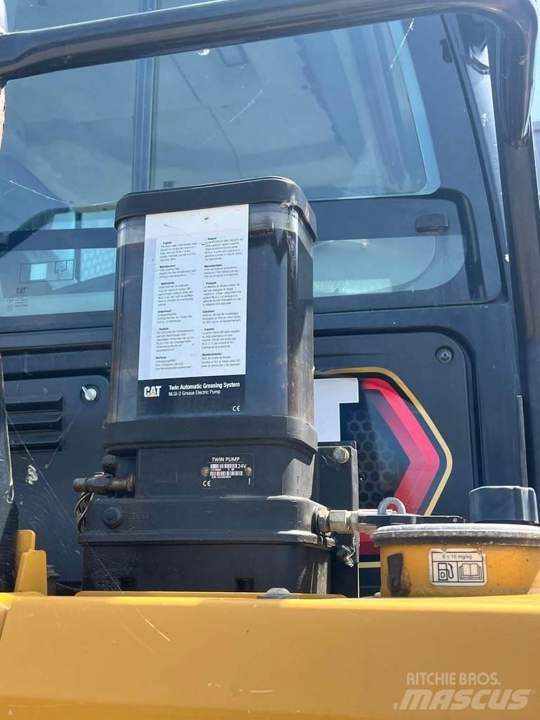 CAT 730 Gruvtruck