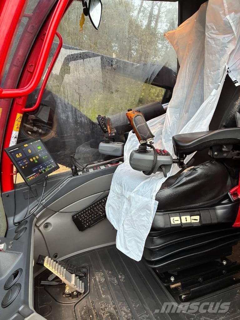 Komatsu 901 Skördare