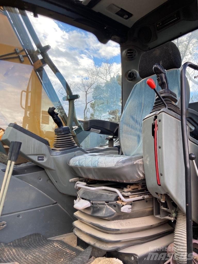 Liebherr 914 compact Bandgrävare