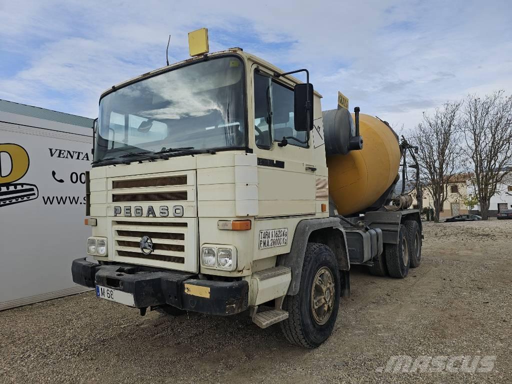 Pegaso 2323k Lastbilar med betongpump