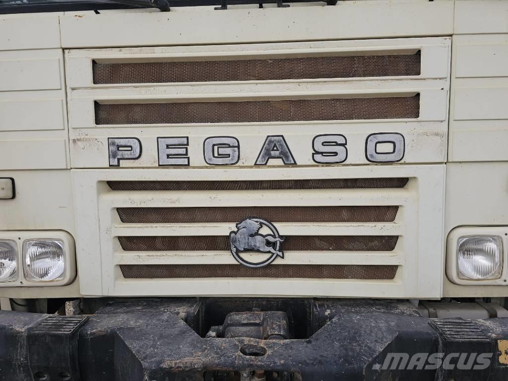 Pegaso 2323k Lastbilar med betongpump