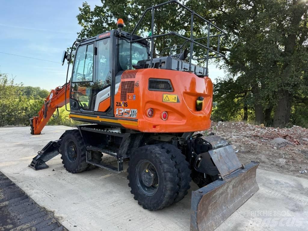 Hitachi ZX 135 W-7 Hjulgrävare