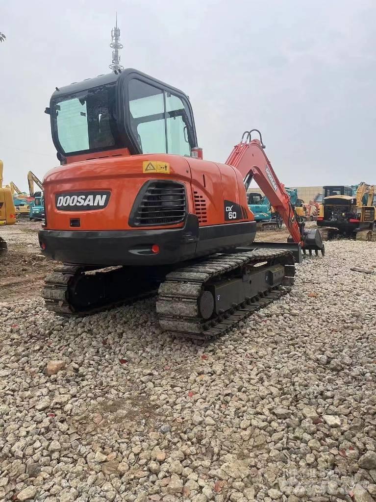 Doosan DX60 Minigrävare < 7t