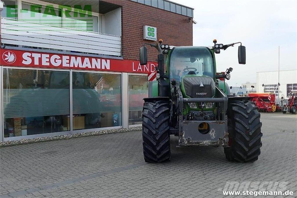 Fendt 718 vario s4 Traktorer