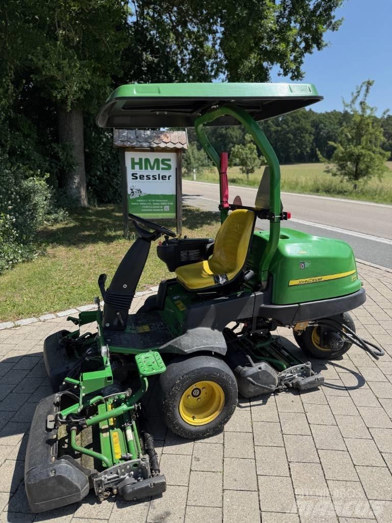 John Deere 2500 E Green-gräsklippare
