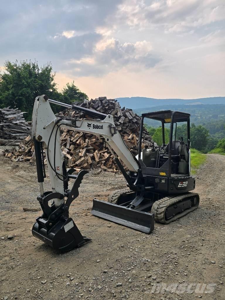 Bobcat E 32 Minigrävare < 7t