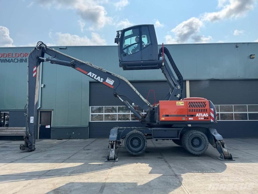 Atlas 250 MH Avfalls / industri hantering