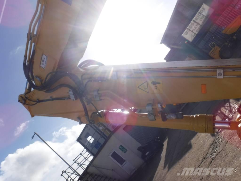 Komatsu PW 160-11 Hjulgrävare