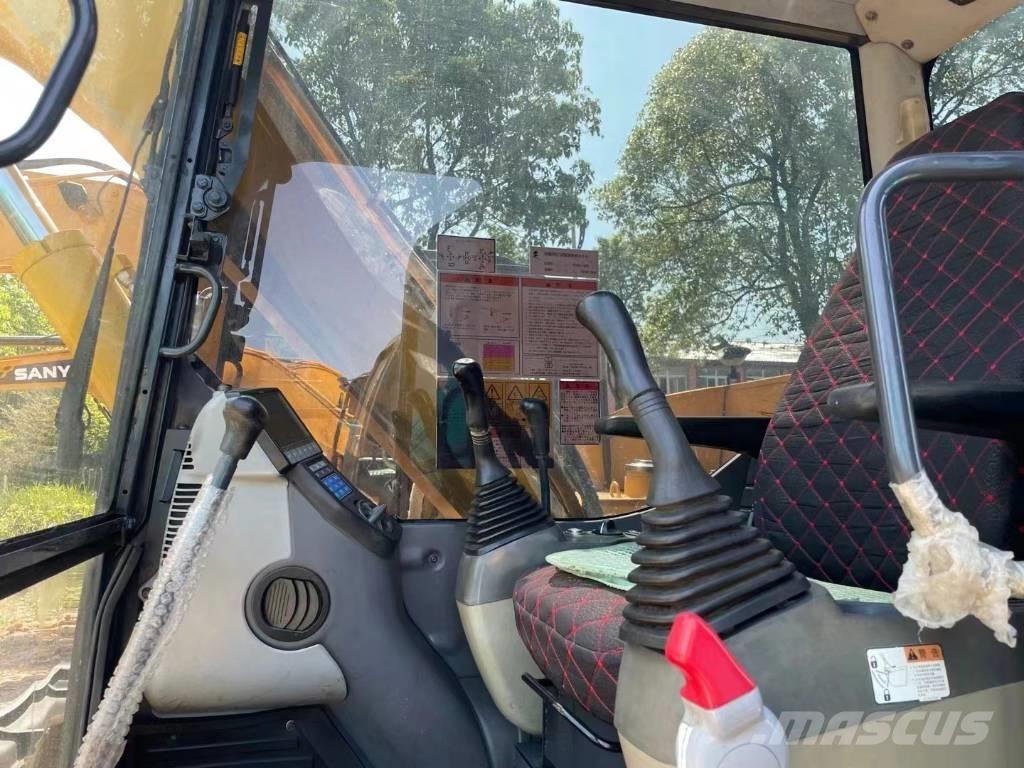 Komatsu PC70-8 Midigrävmaskiner 7t - 12t