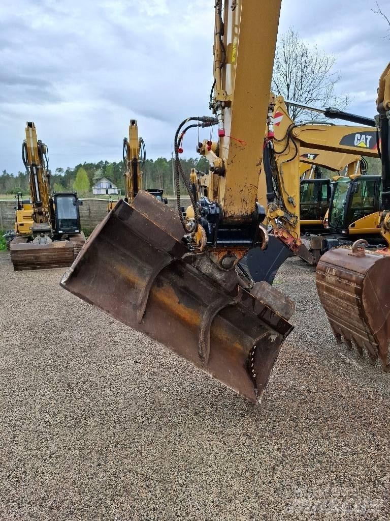 CAT 320 EL Bandgrävare