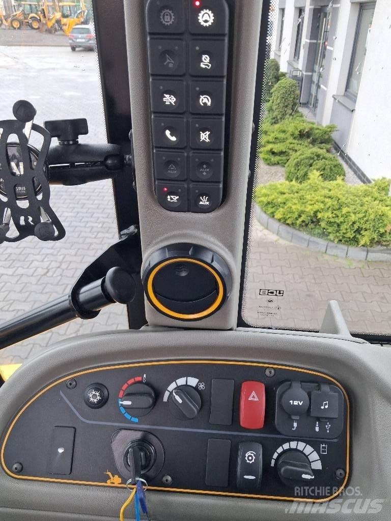 JCB TM 320 S Redskapsbärare för lantbruk