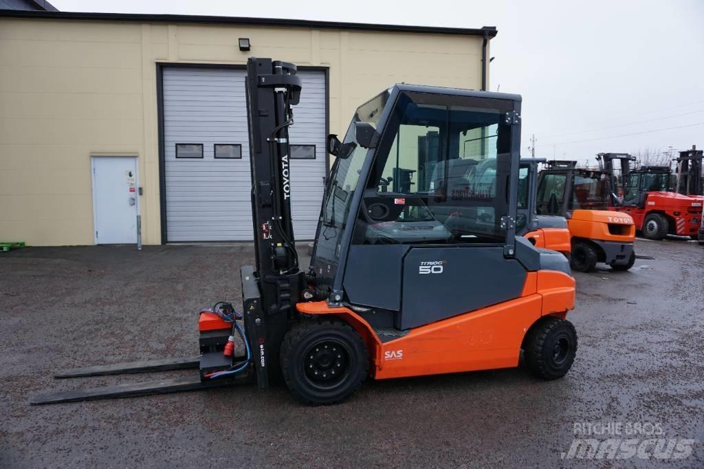 Toyota 8FBMT50 Elmotviktstruckar