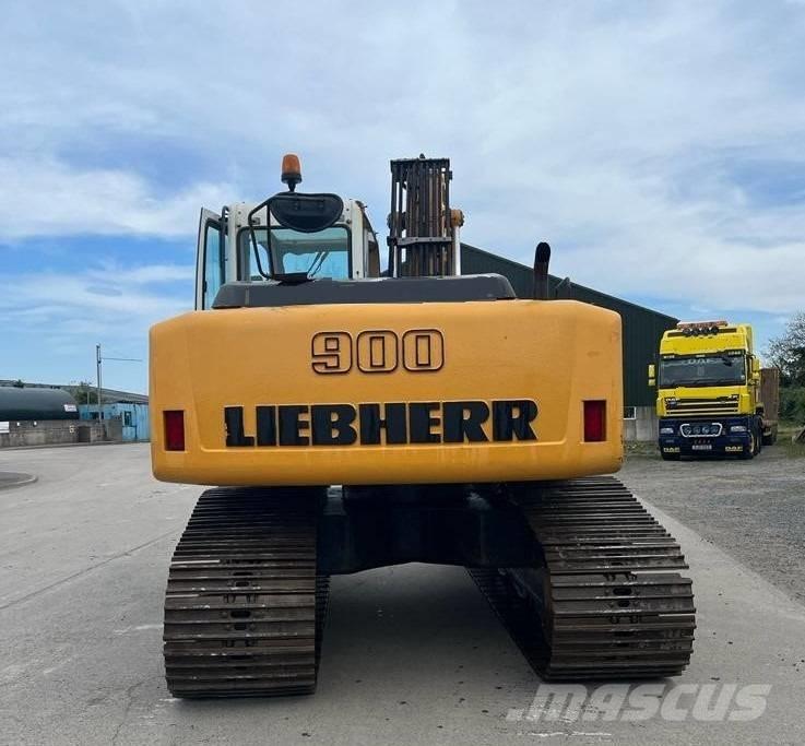 Liebherr R 900 C Bandgrävare