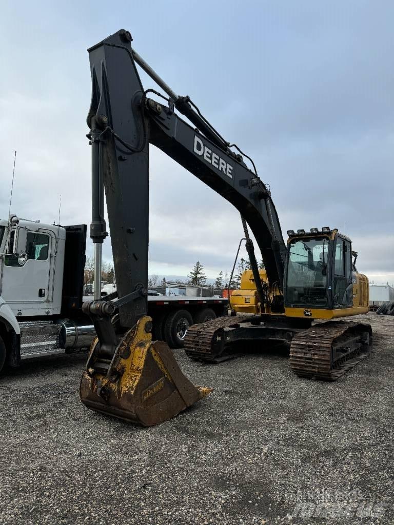 DEERE 210G LC Bandgrävare