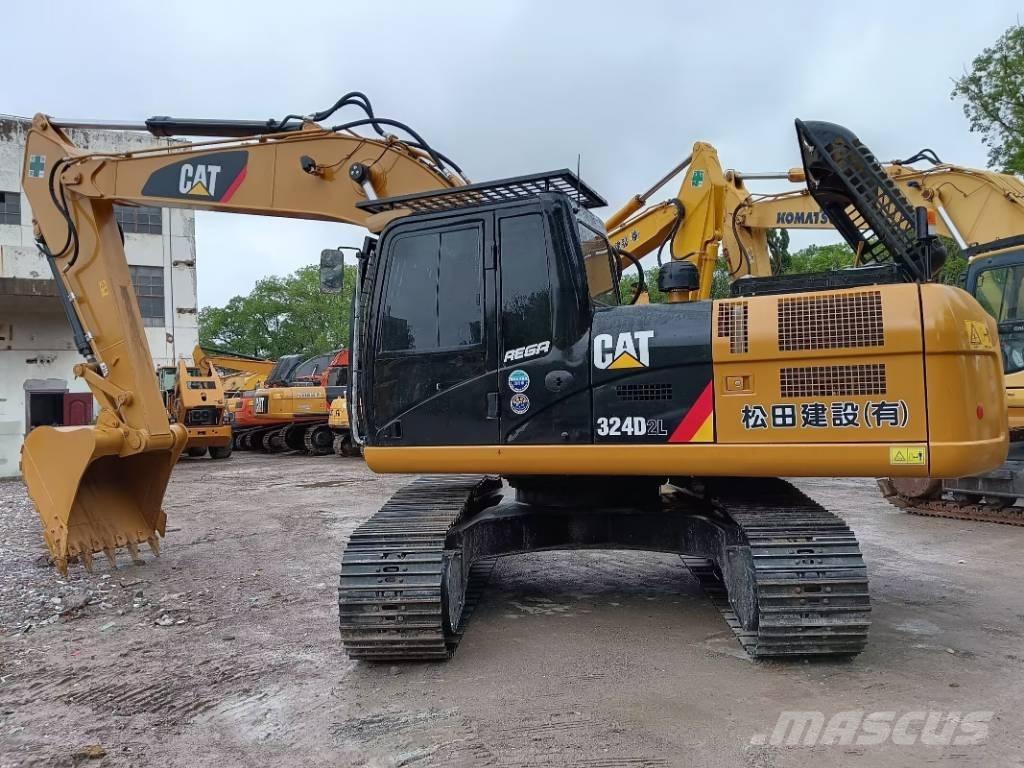 CAT 324 D L Bandgrävare