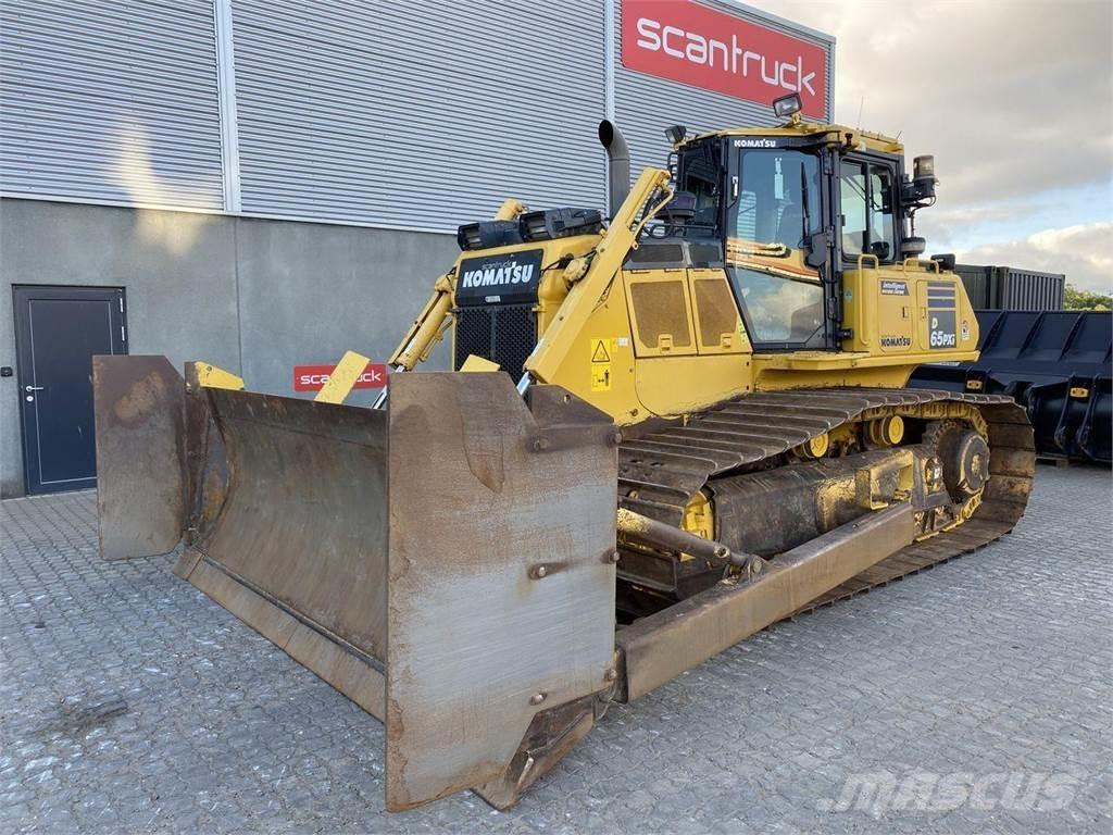 Komatsu D65PXI-18 Bandschaktare