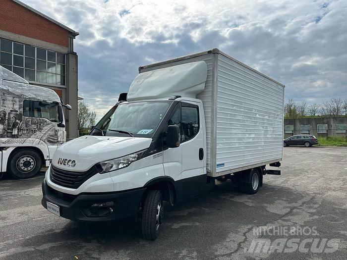 Iveco 35C14 Övriga bilar