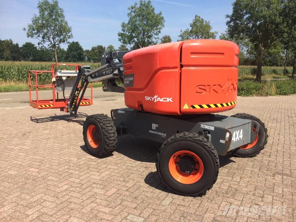 SkyJack SJ 46 AJ Bomliftar