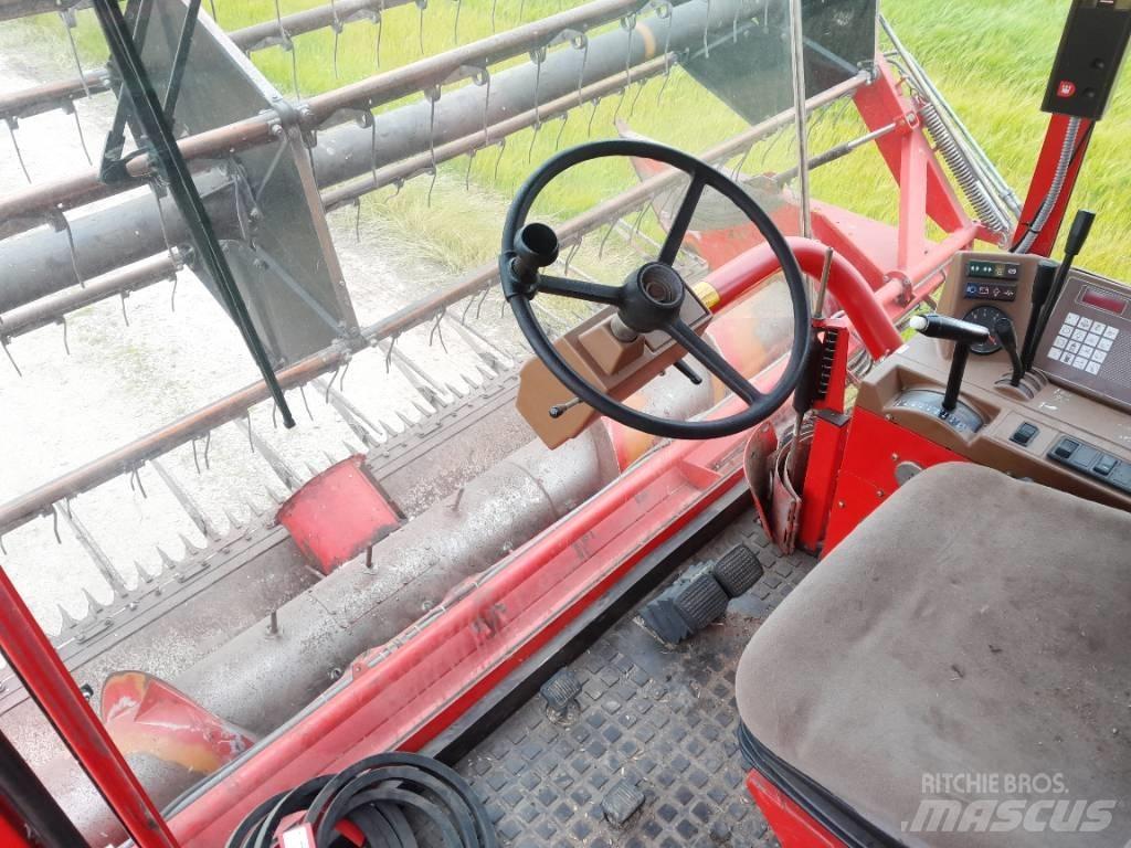 Dronningborg D 7500 Skördetröskor