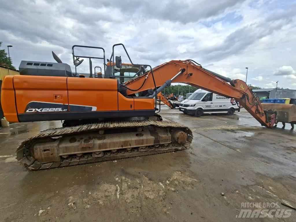 Doosan DX225LC-5 Bandgrävare