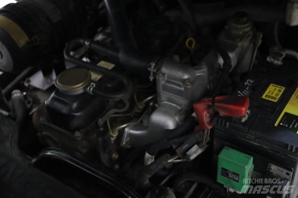 Nissan FGD02A30Q Dieselmotviktstruckar