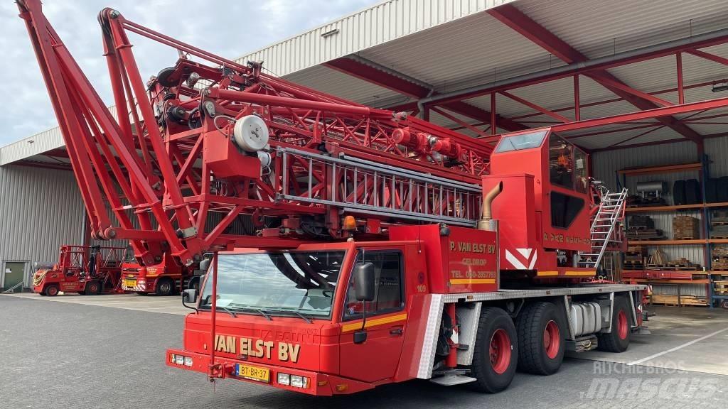 Munsters AF 38 Byggkranar