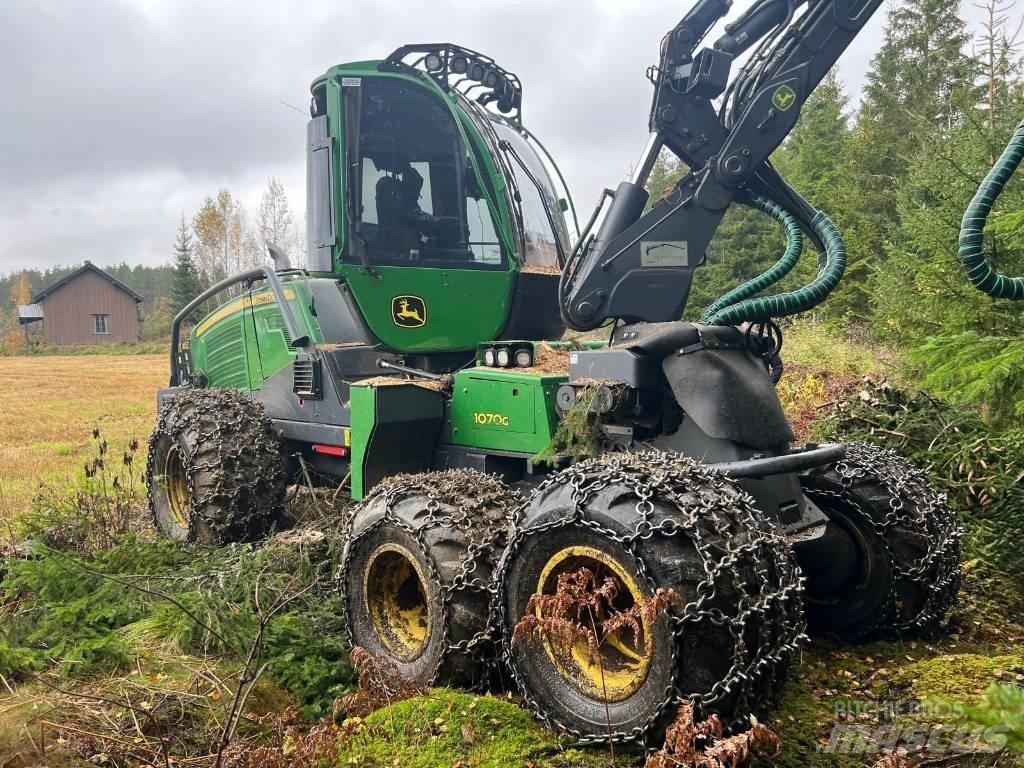 John Deere 1070G Skördare