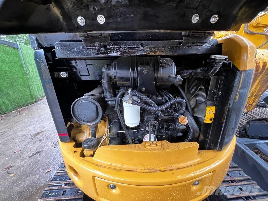 CAT 303 C CR Minigrävare < 7t