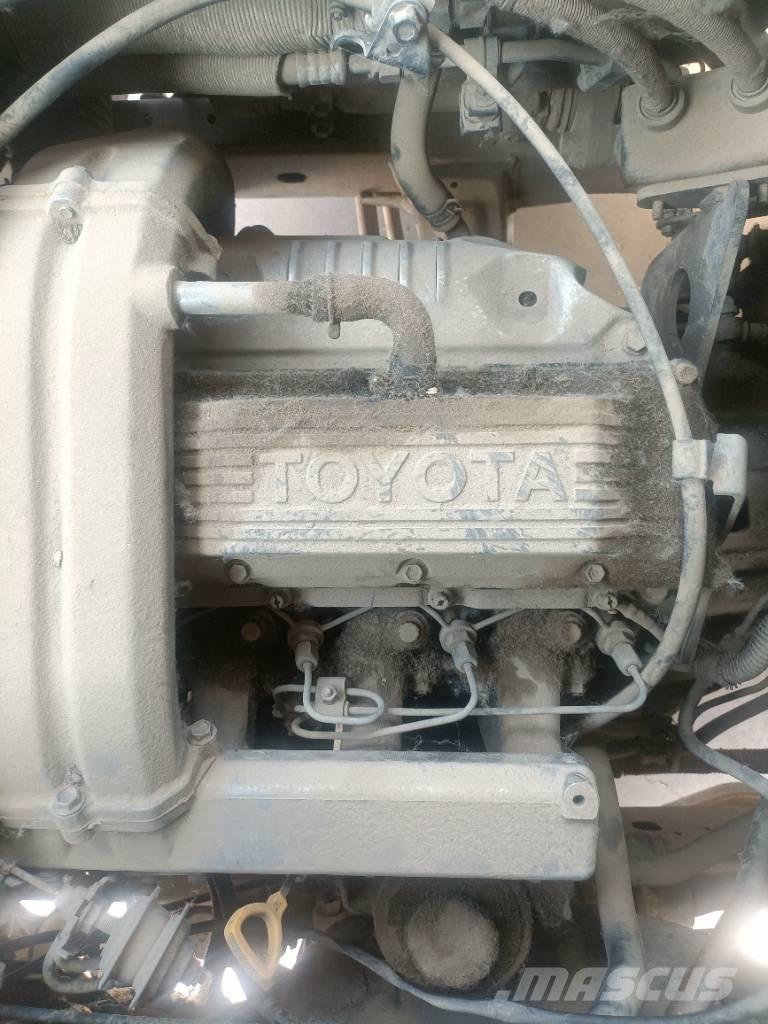 Toyota Coaster Bus Minibussar