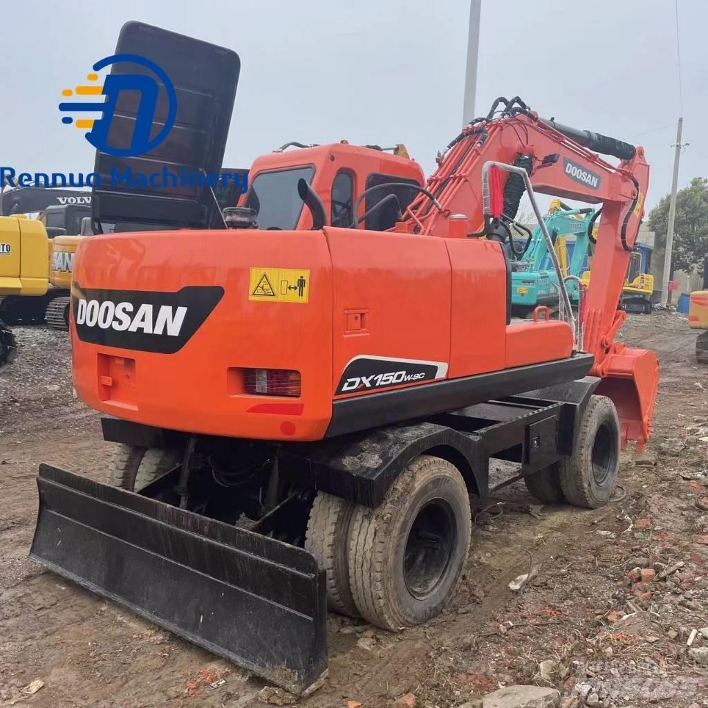 Doosan DX150W-7 Hjulgrävare