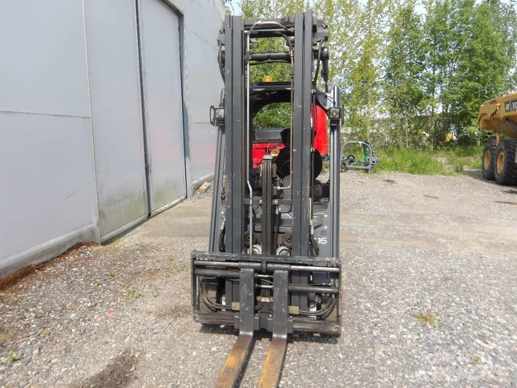 Linde E 16 Elmotviktstruckar