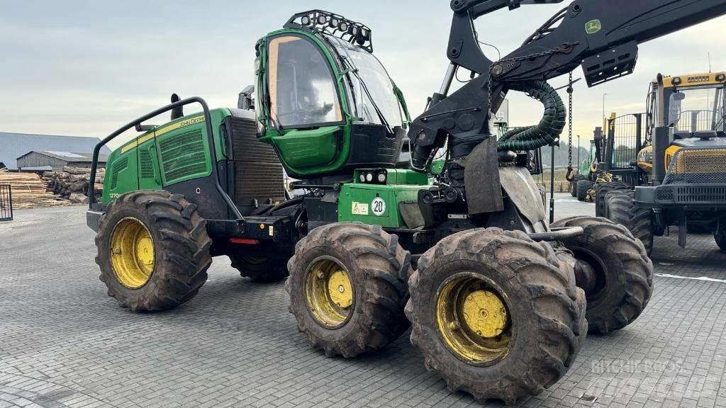 John Deere 1270 E Skördare