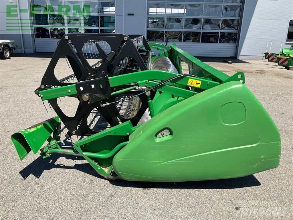 John Deere 620R Trösktillbehör