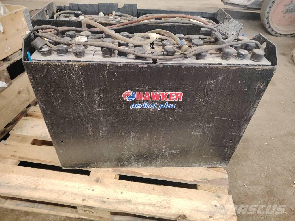 Hawker Perfect Plus Batterier