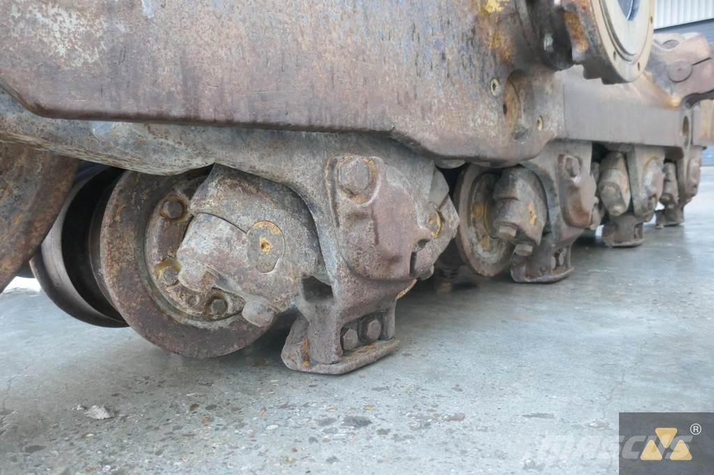 CAT 119-6057 Däck, hjul och fälgar