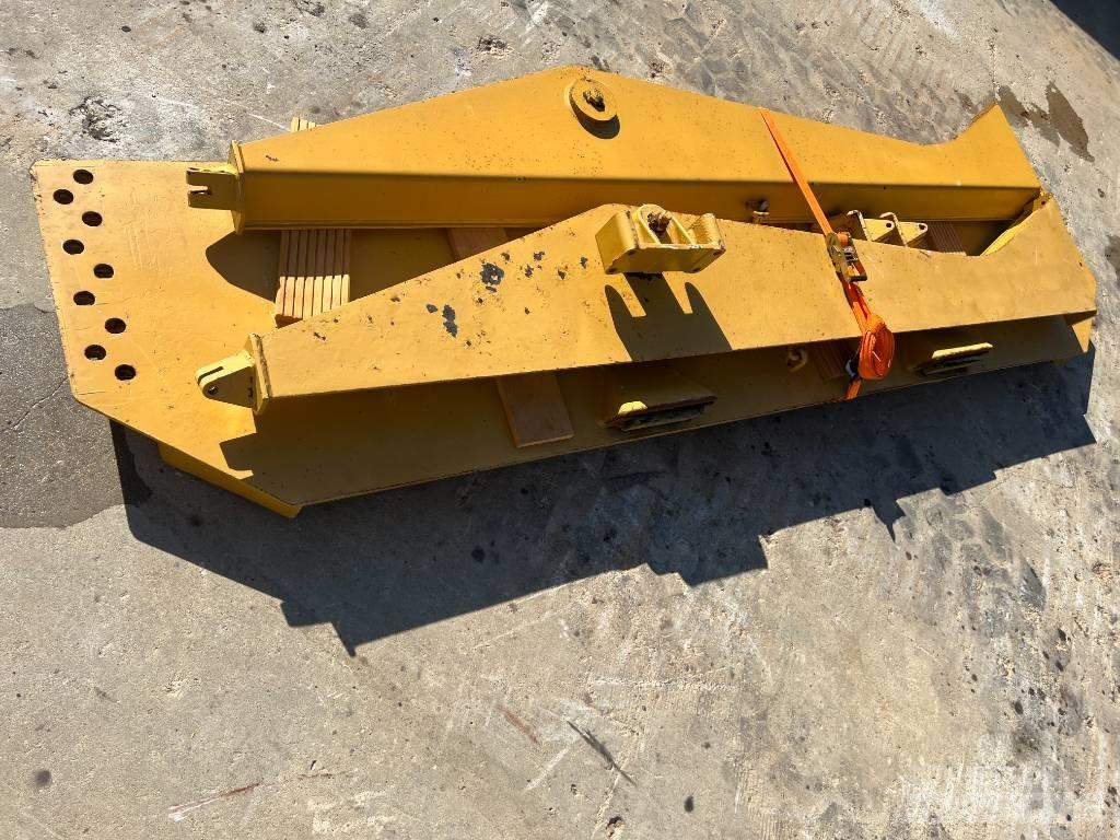 CAT 735 Lastskydd