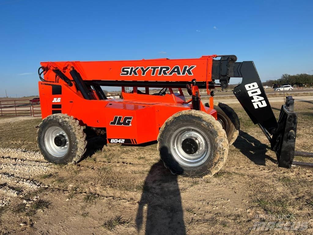 SkyTrak 8042 Teleskoplastare