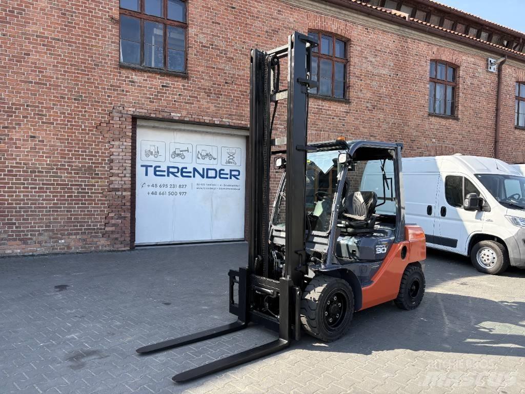 Toyota 06-8FD30F Dieselmotviktstruckar