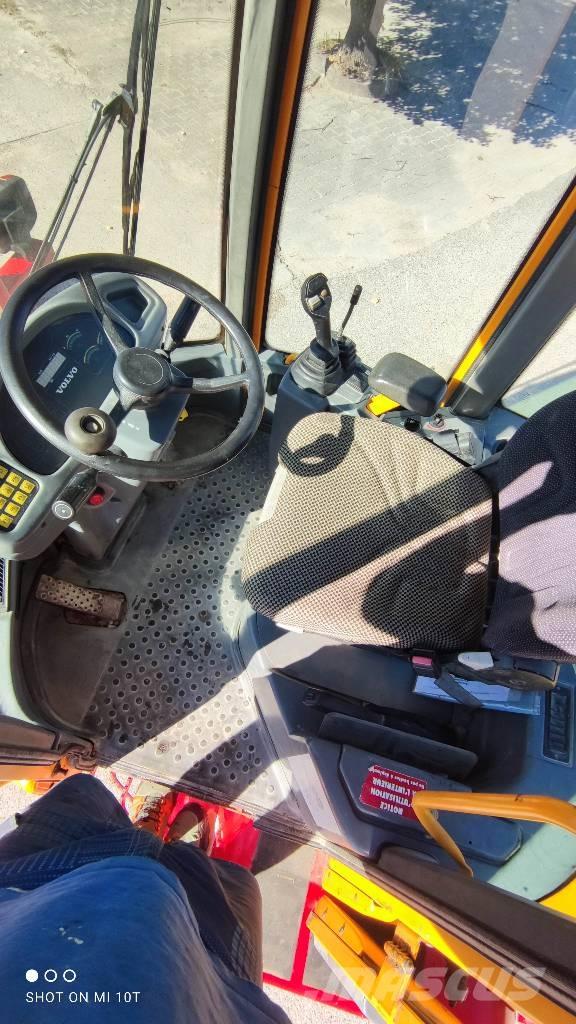 Volvo L 30 B Hjullastare