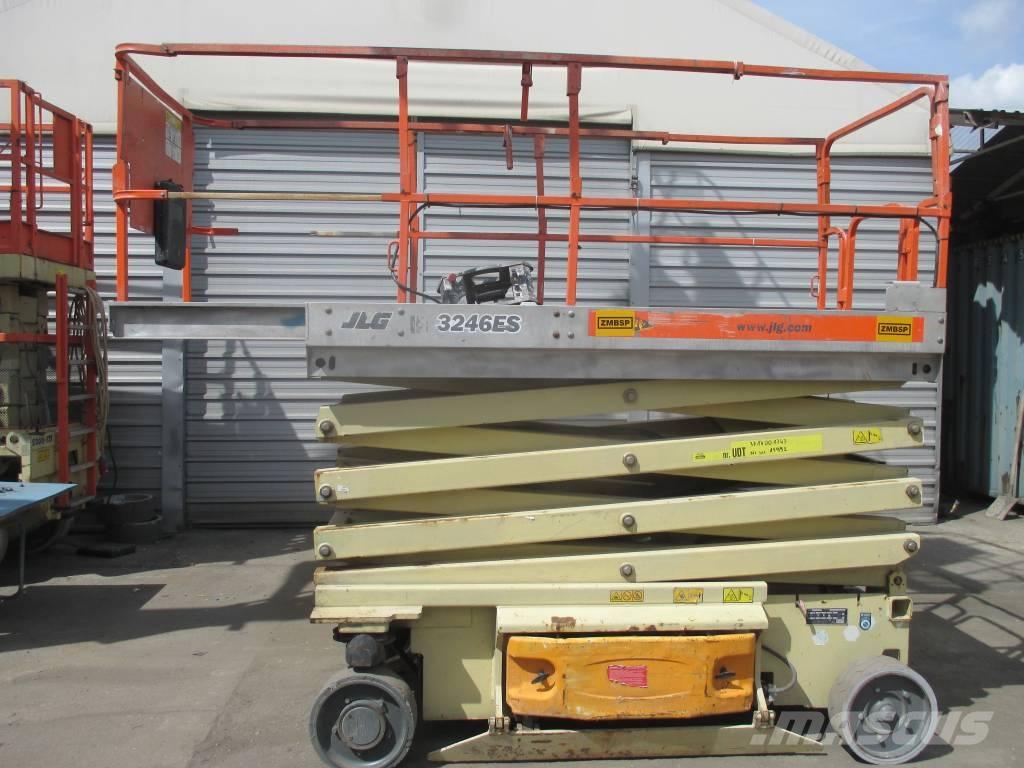 JLG 3246 ES Saxliftar