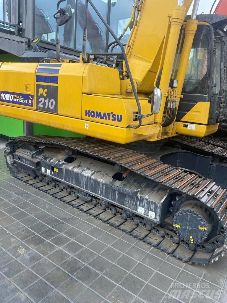 Komatsu PC210-10MO Bandgrävare