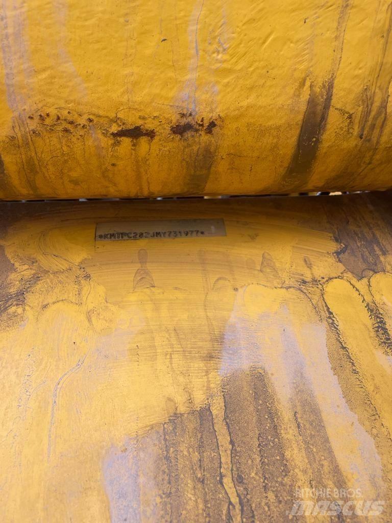 Komatsu PC210-10MO Bandgrävare
