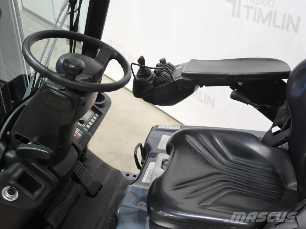Toyota 8FBE20T Elmotviktstruckar