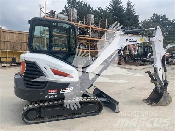 Bobcat E32i Minigrävare < 7t