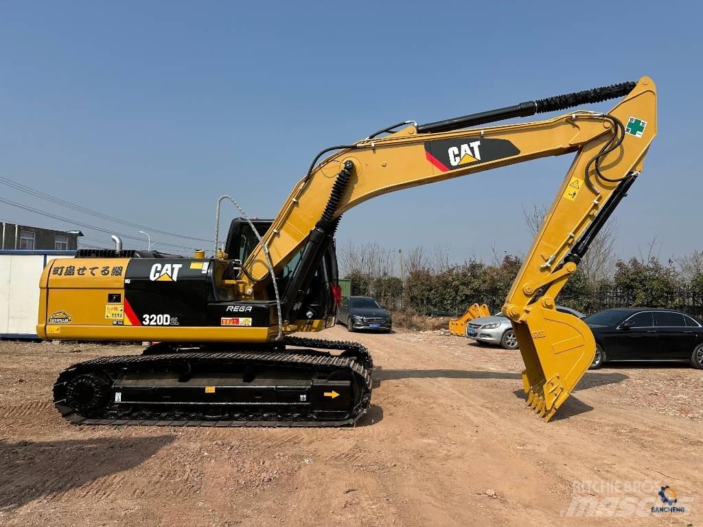 CAT 320D2L Bandgrävare