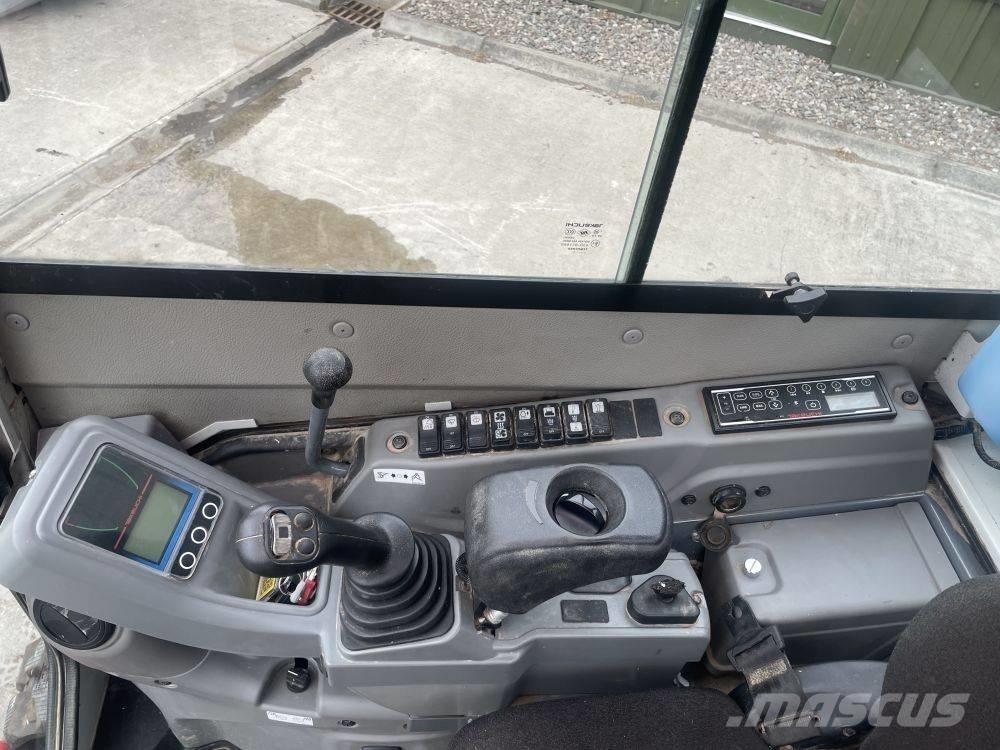 Takeuchi TB 325 R Minigrävare < 7t